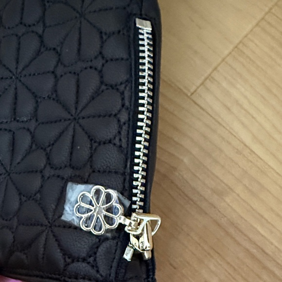 Kate Spade Floral Quilted Black Gloves-New! - Picture 3 of 8